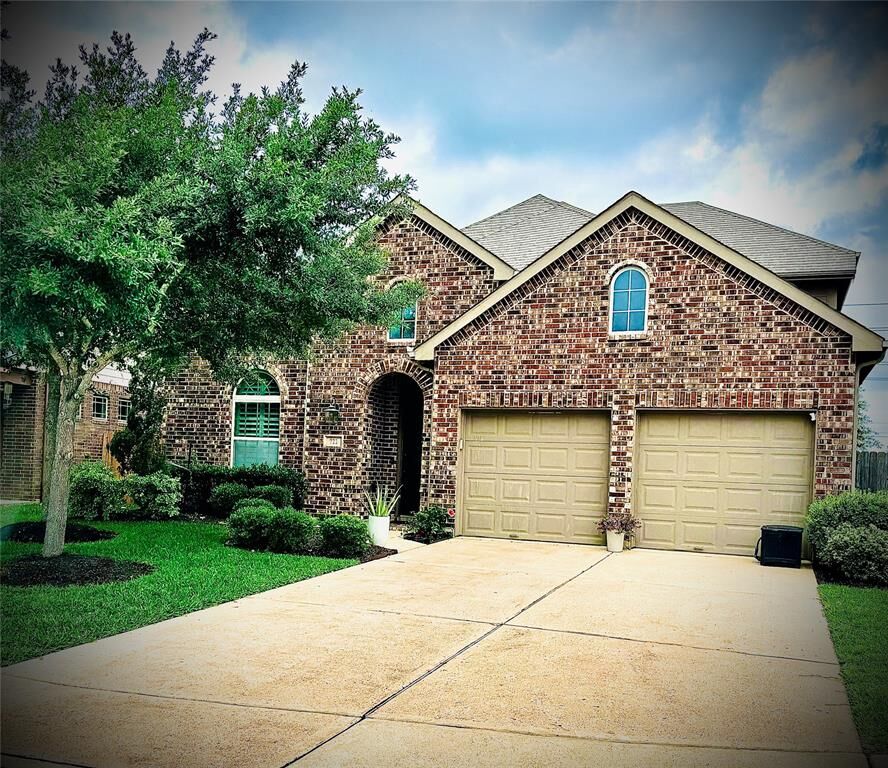 Property Photo:  722 Mayhill Ridge Lane  TX 77573 