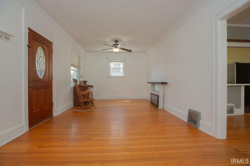 Property Photo:  621 S Runnymeade Avenue  IN 47714 