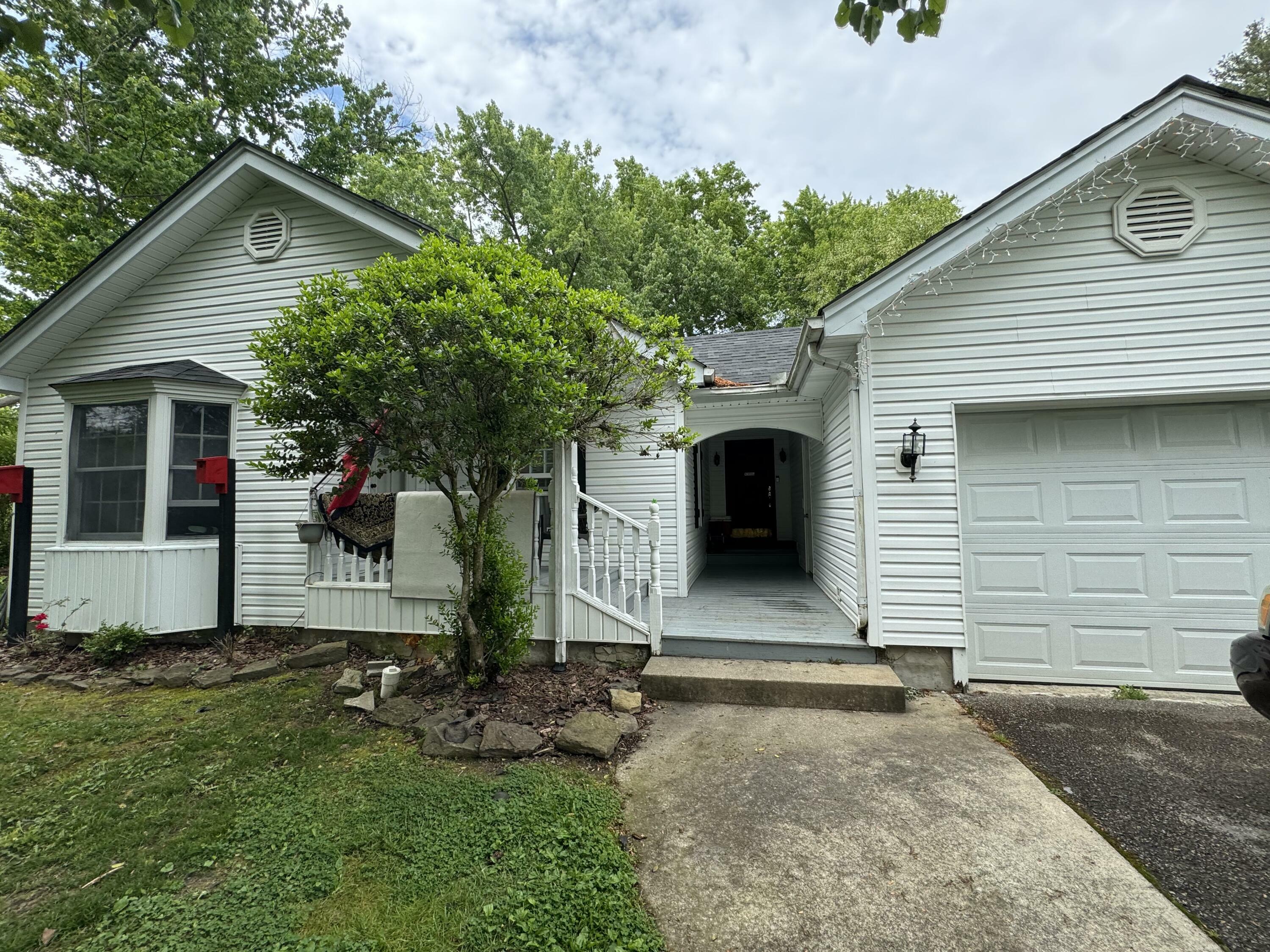 Property Photo:  805 West W 5th Street  KY 40741 