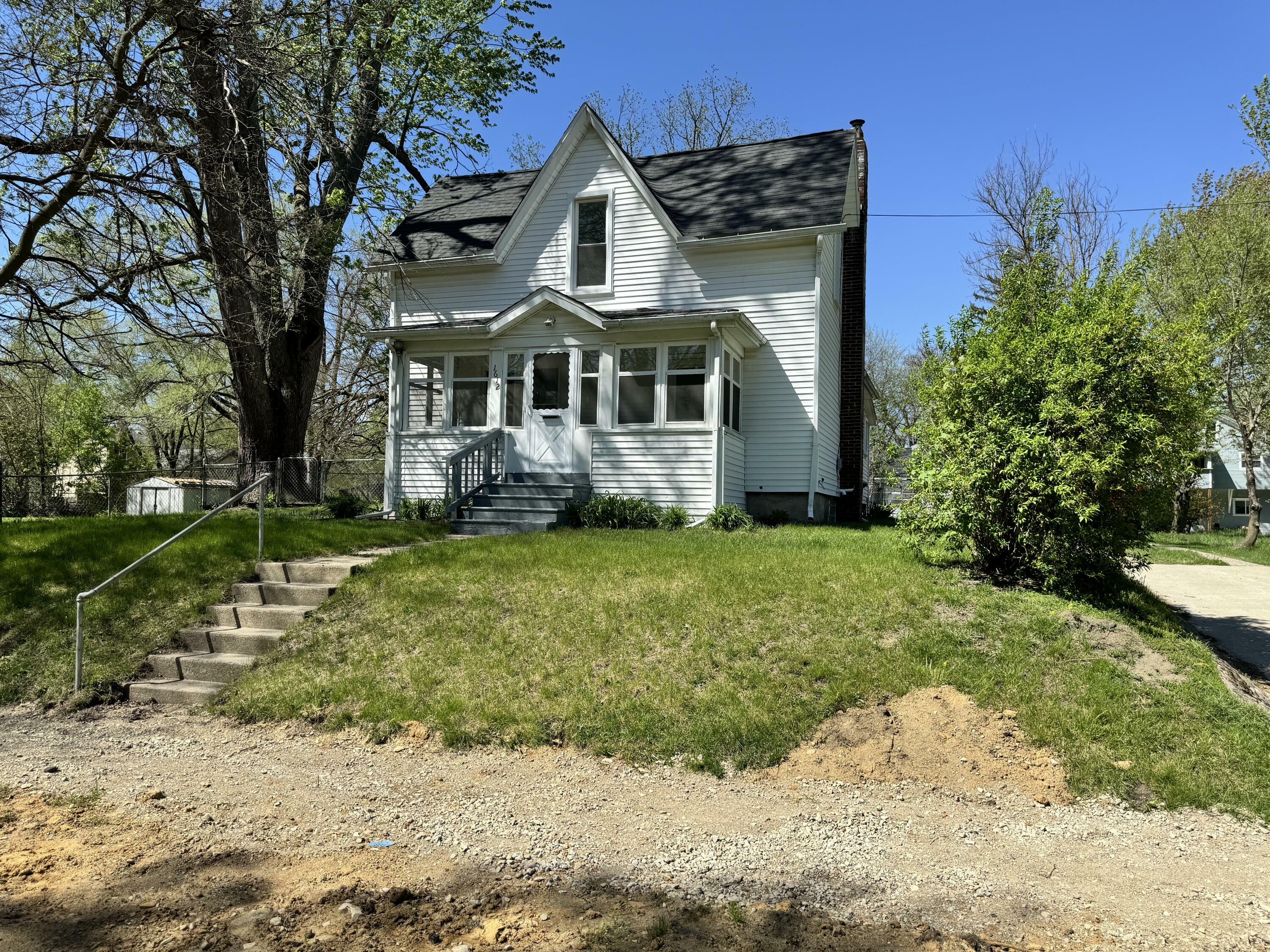 Property Photo:  1612 Deyo Street  MI 49203 