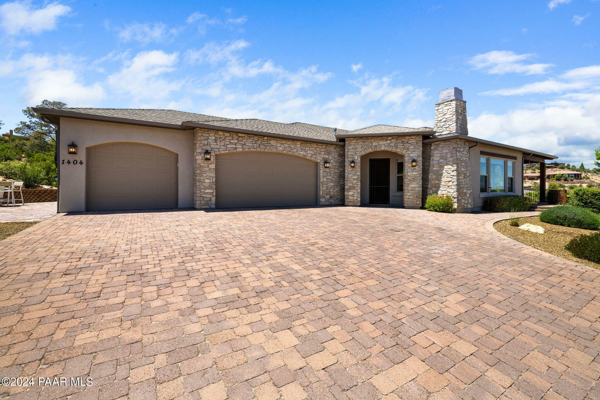 Property Photo:  1404 Crowning Point  AZ 86305 