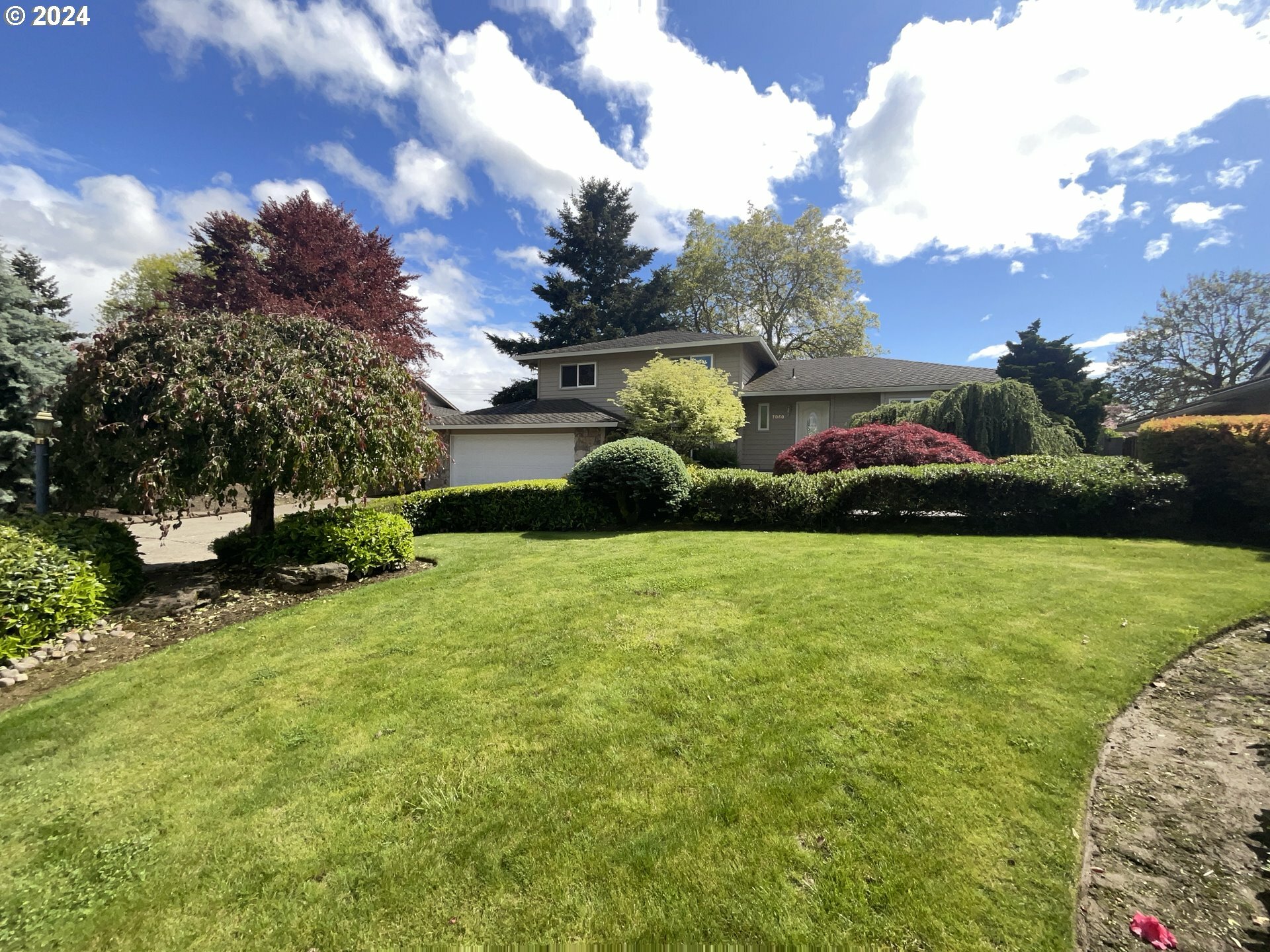 Property Photo:  7060 SW Molalla Bend Rd  OR 97070 