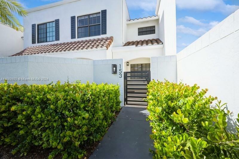 Property Photo:  21216 Harbor Way 153-15  FL 33180 