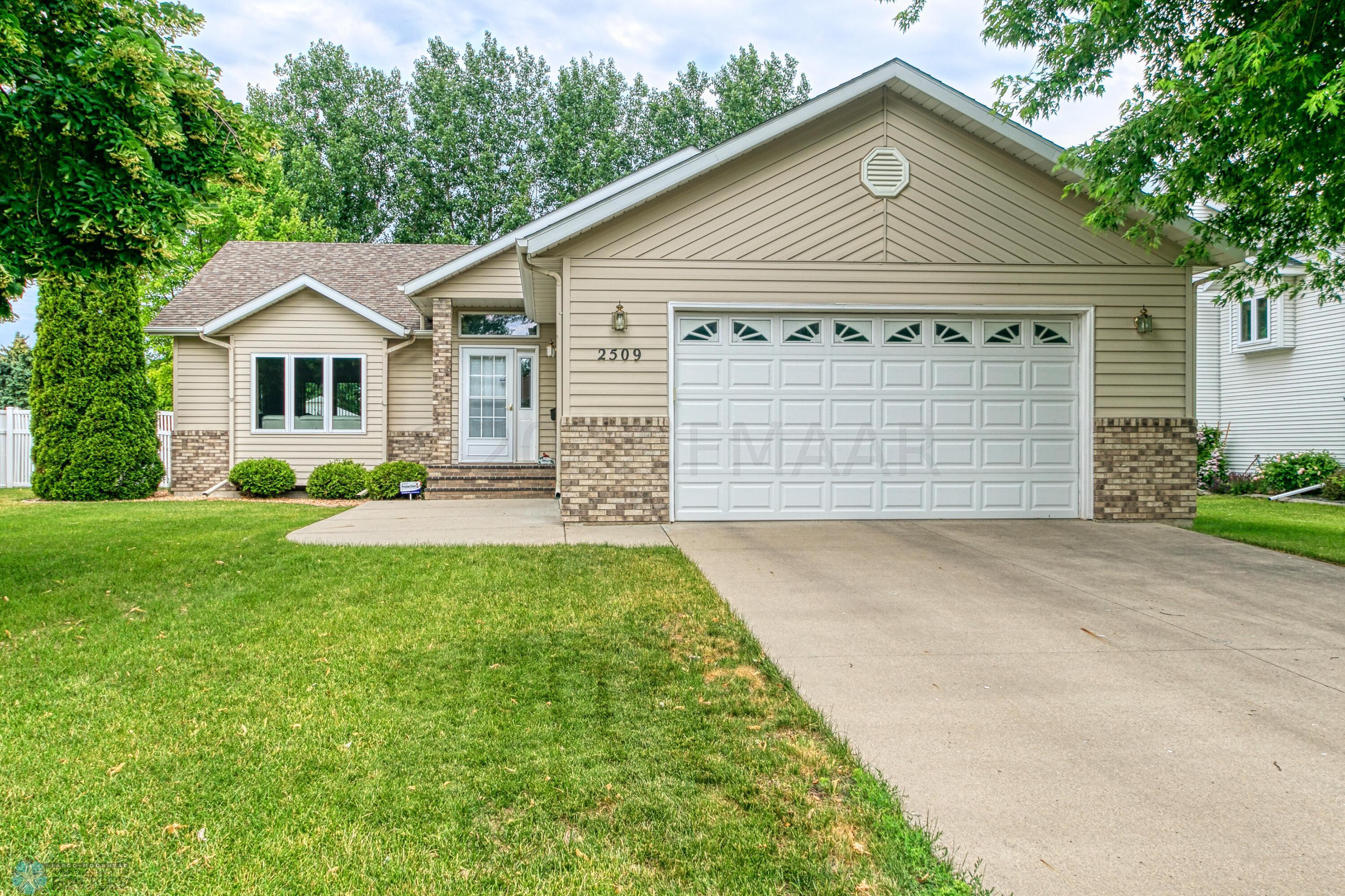 Property Photo: 2509 33 Street S ND 58103