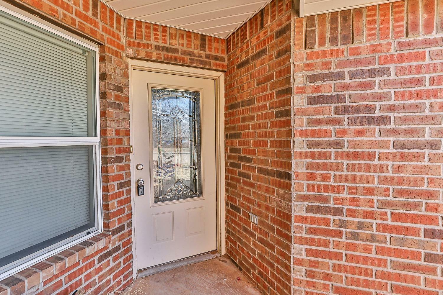 Property Photo:  308 N Clinton Avenue  TX 79416 