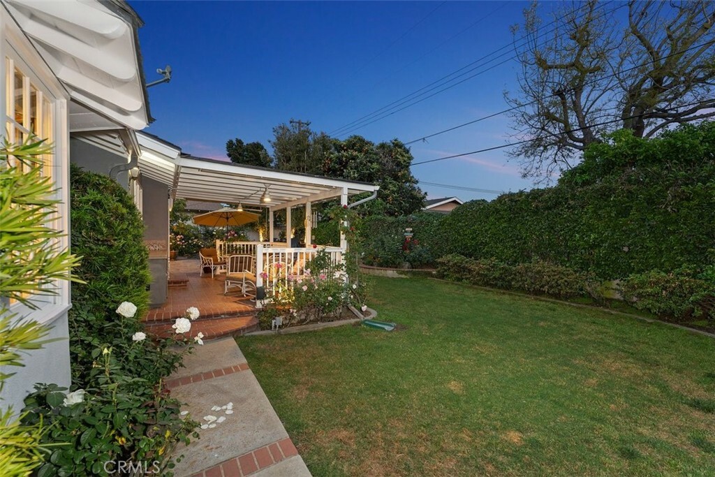 Property Photo:  1224 E Orange Grove Avenue  CA 92867 