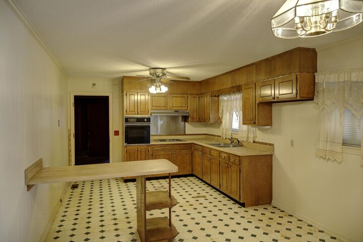 Home for sale in Chattanooga 2412 Standifer Gap Rd, Chattanooga, TN 37421