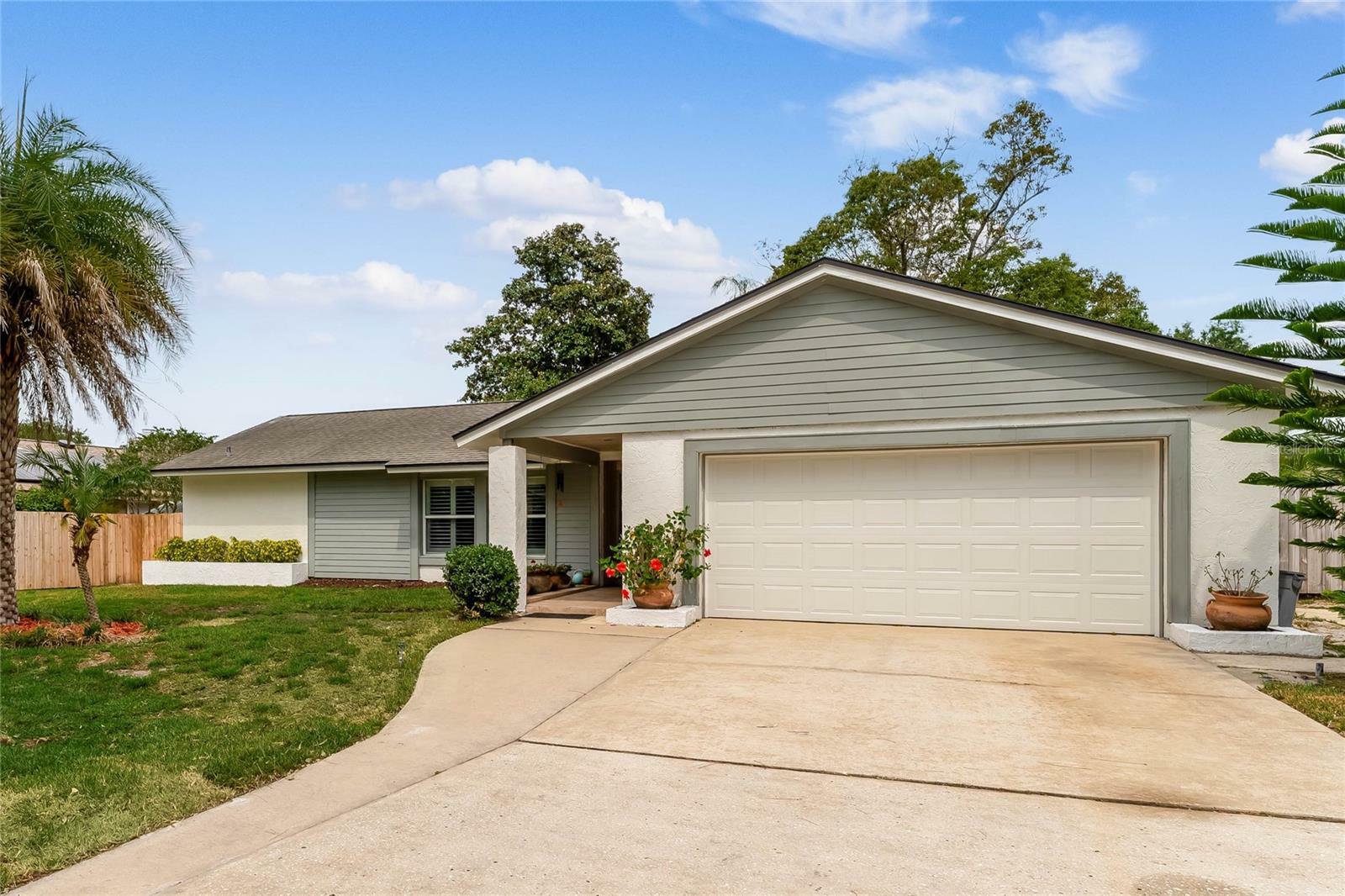 Property Photo: 193 Holderness Drive FL 32779