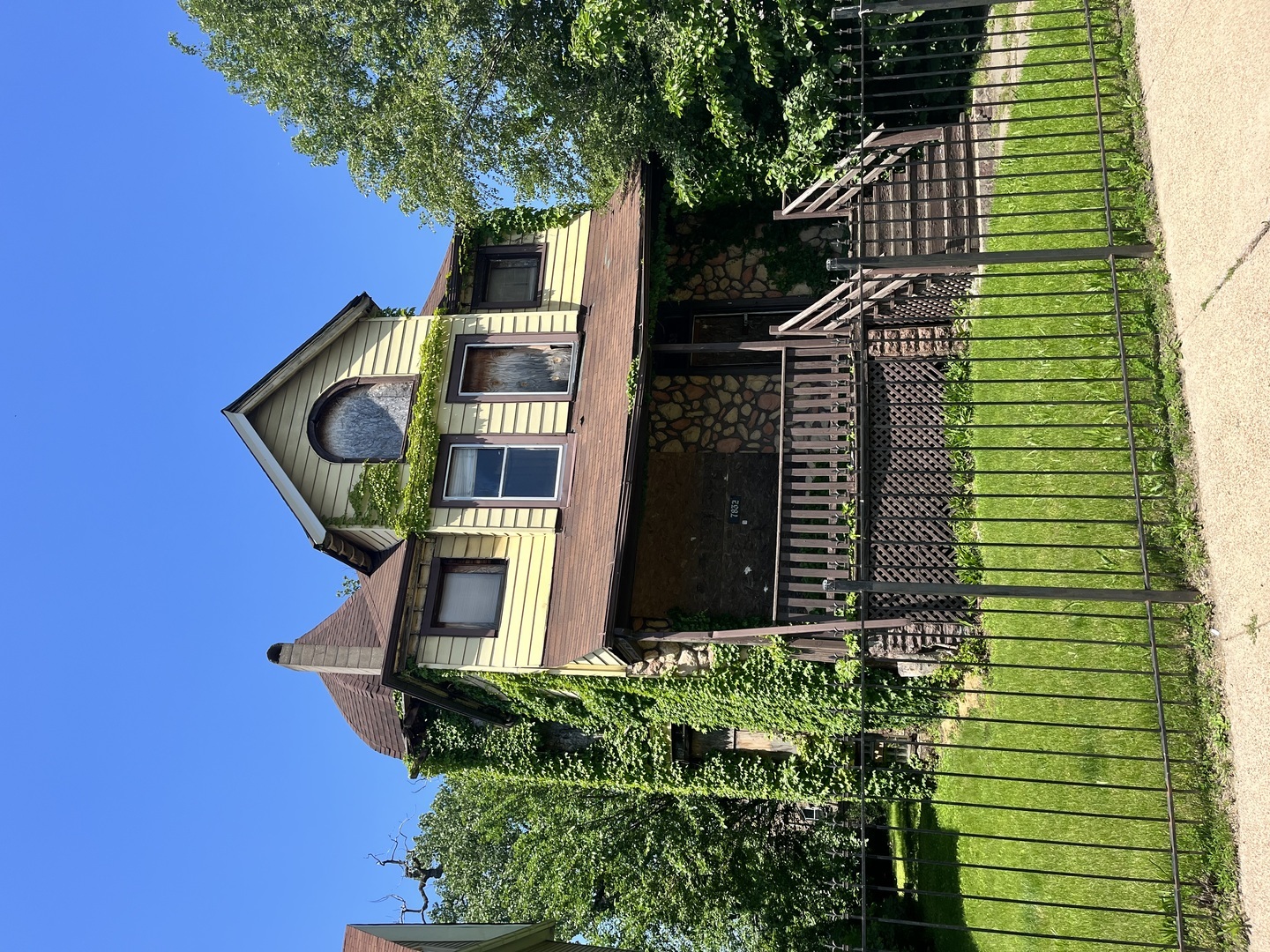 Property Photo:  7832 S Lowe Avenue  IL 60620 