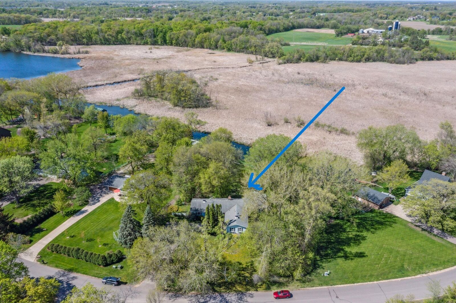 Property Photo:  2935 Lindgren Lane  MN 55359 