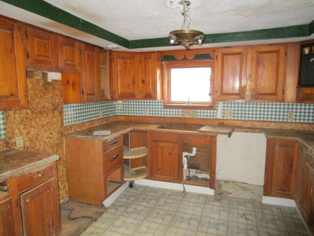 Property Photo:  27 Goodhue St  NY 14801 