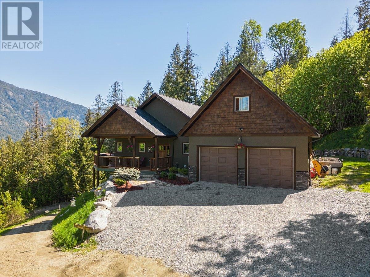 Photo de la propriété: 3213 Vindusky Road BC V1L 6X7