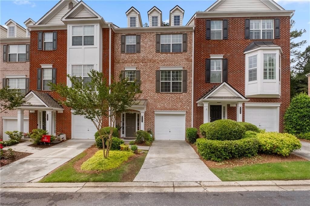 Property Photo: 647 Bernay Way GA 30350
