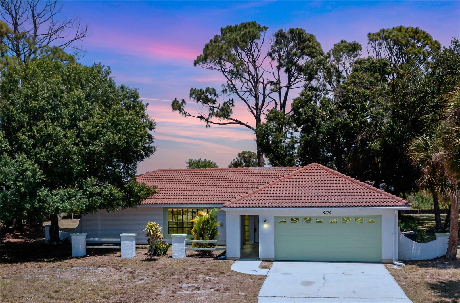Property Photo: 5170 Wilton Court FL 34287
