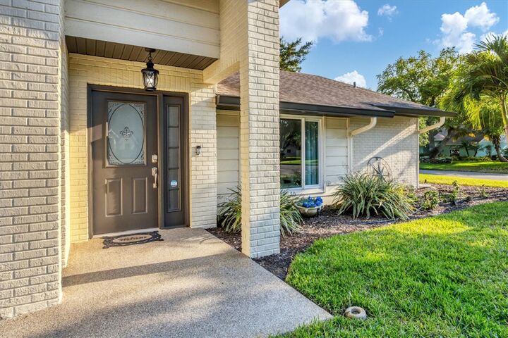 Property Photo:  8706 11th Avenue Place NW  FL 34209 