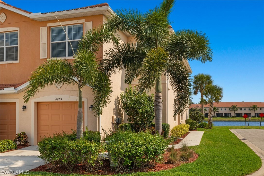 Property Photo:  8894 Via Isola Court  FL 33966 