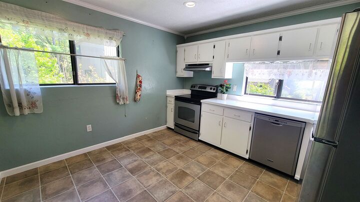 Property Photo: 111 Coburn Avenue NH 03063