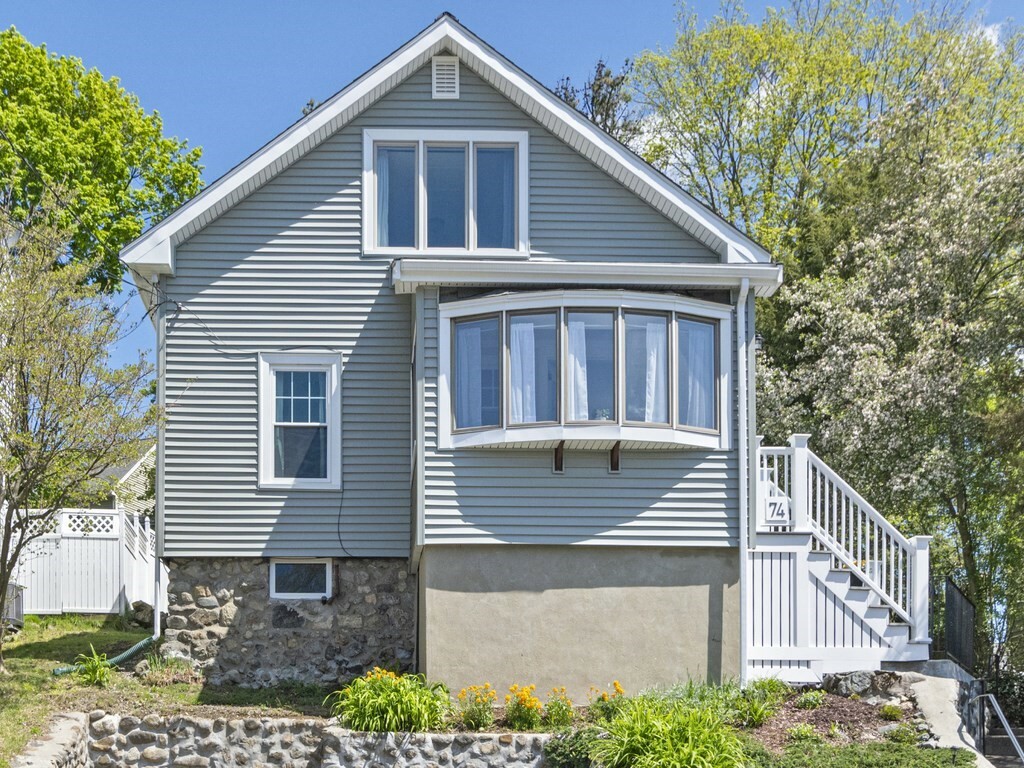 Property Photo:  74 Circle Drive  MA 02451 