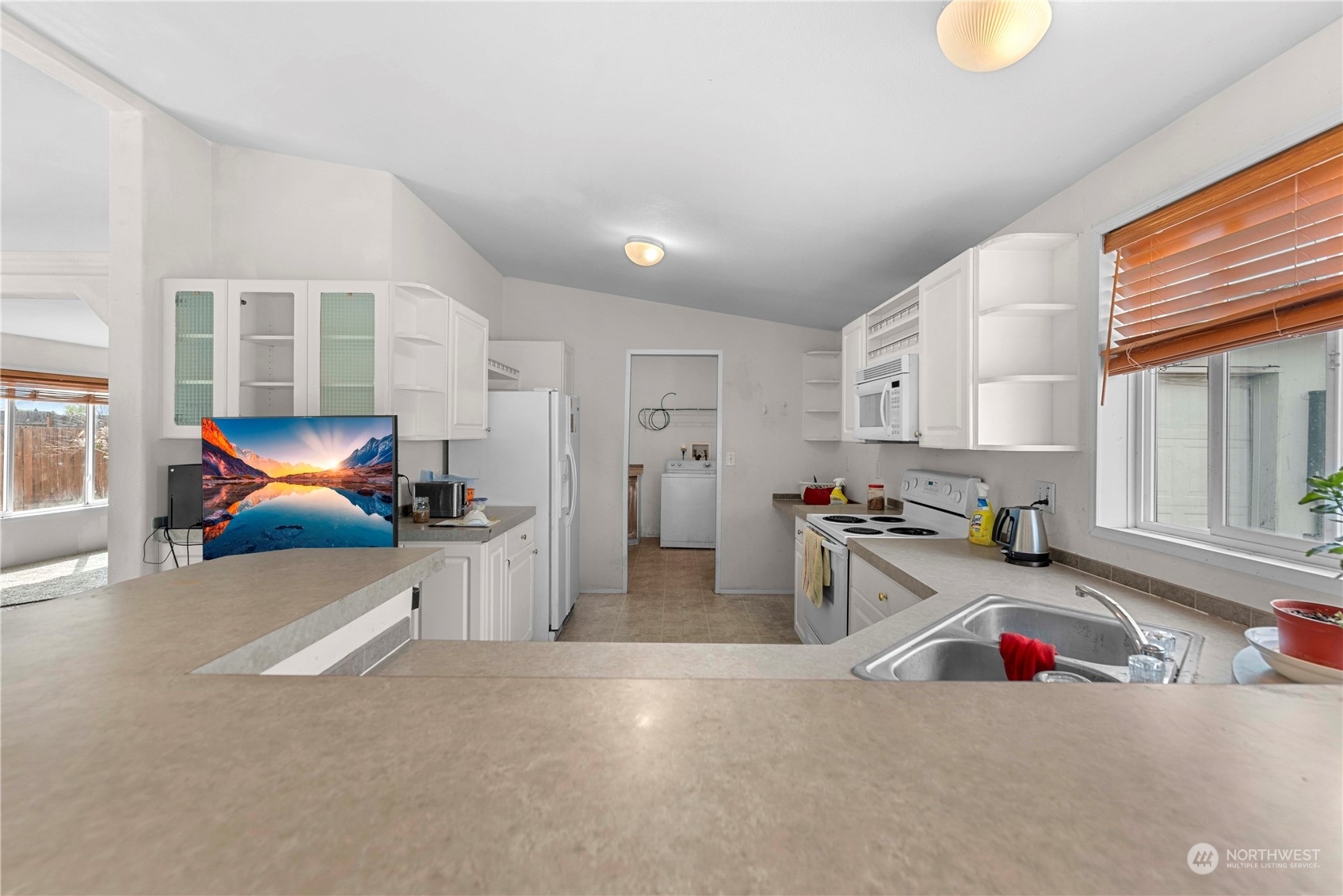 Property Photo: 535 Morning View Circle WA 98802