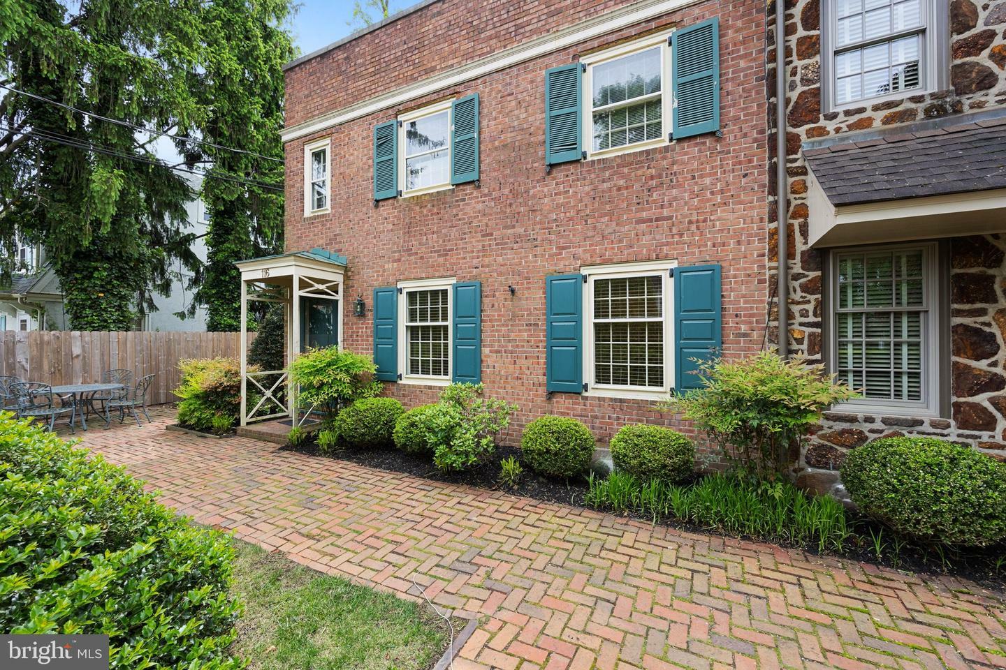 Property Photo: 116 E 2nd Street NJ 08057
