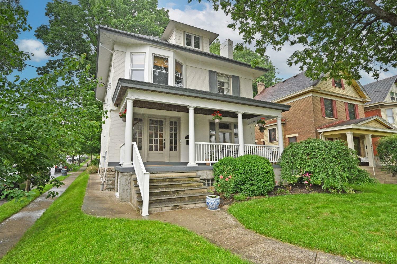 2836 Erie Avenue  Cincinnati OH 45208 photo