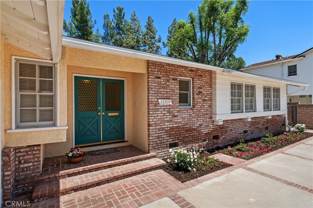 Property Photo:  23309 Community Street  CA 91304 