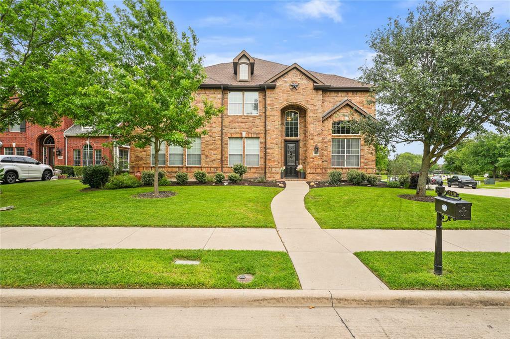 Property Photo:  9810 Fairway Vista Drive  TX 75089 