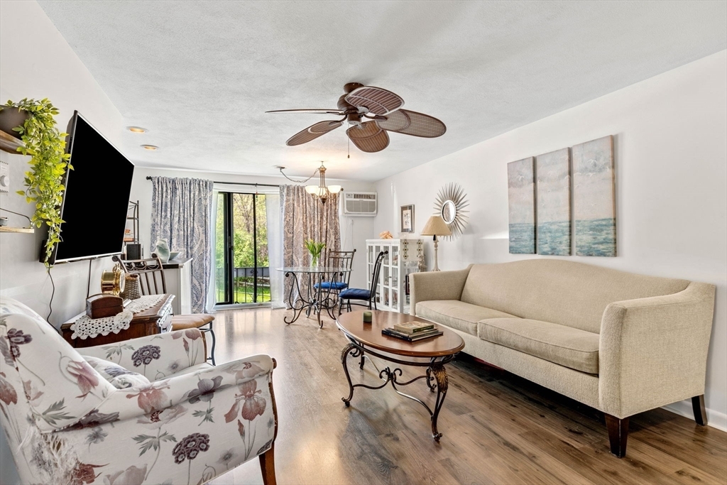 Property Photo: 17 Glen Devin St 17 MA 01913