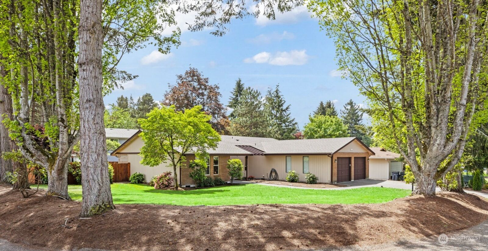 Property Photo:  6915  97th Avenue SW  WA 98498 