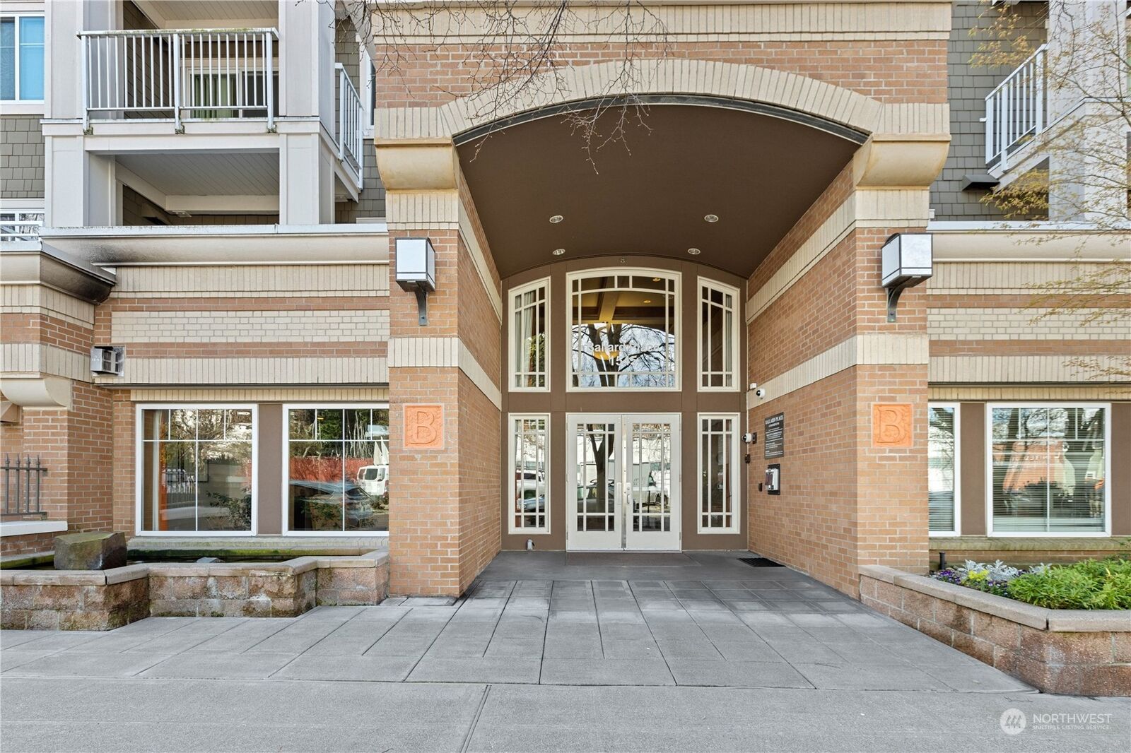 Property Photo:  1545 NW 57th Street 421  WA 98107 