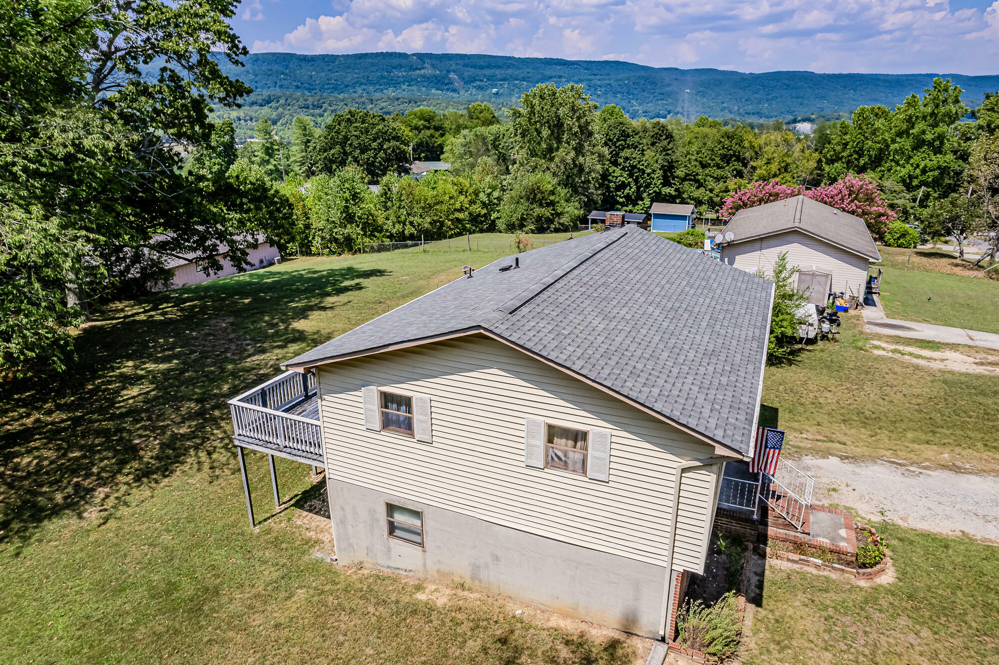 Property Photo:  833 Indian Hills Drive  TN 37321 