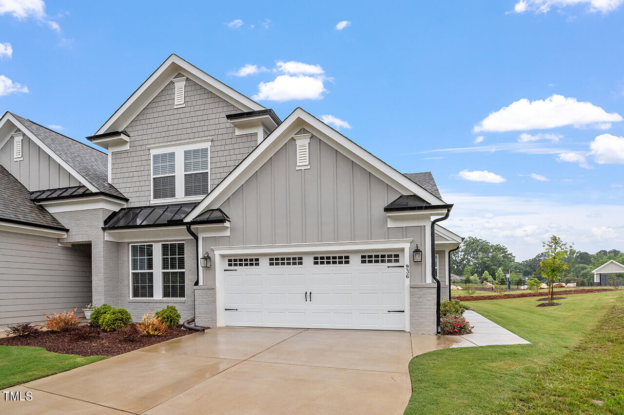 Property Photo: 936 Market House Way NC 27518