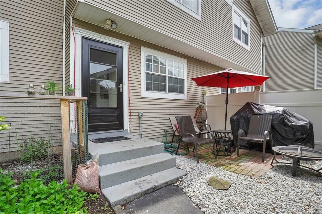 Property Photo:  58 Brookside Drive W  NY 10926 