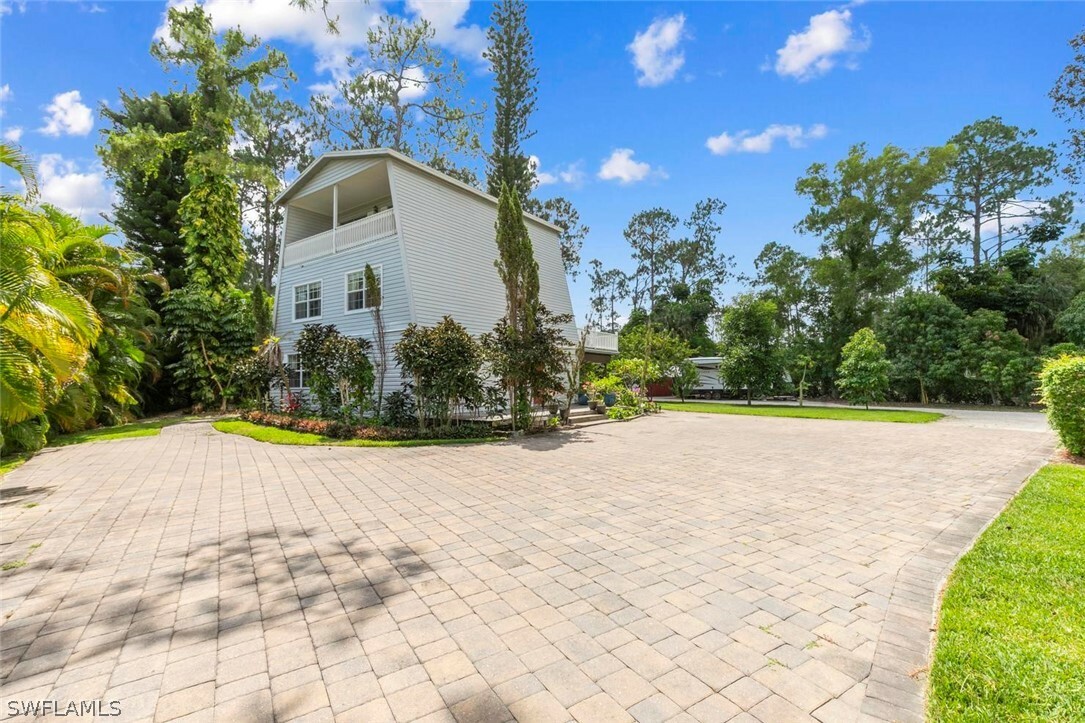 Property Photo:  6230 Bur Oaks Lane  FL 34119 