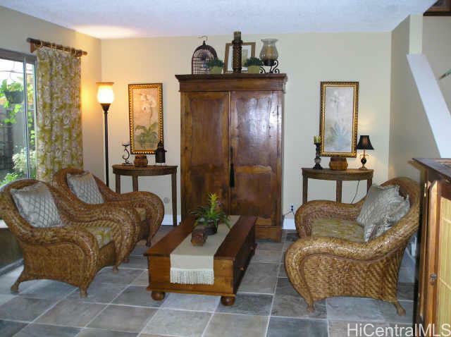 Property Photo:  595-C Keolu Drive C  HI 96734 