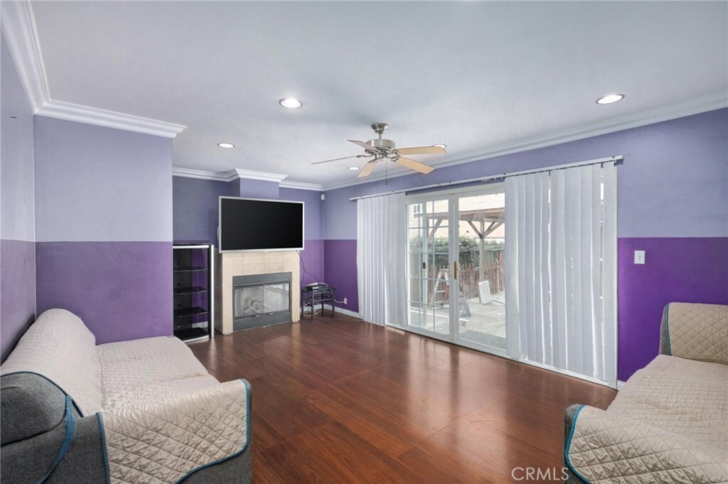 Property Photo:  118 E Johnson Street  CA 90220 