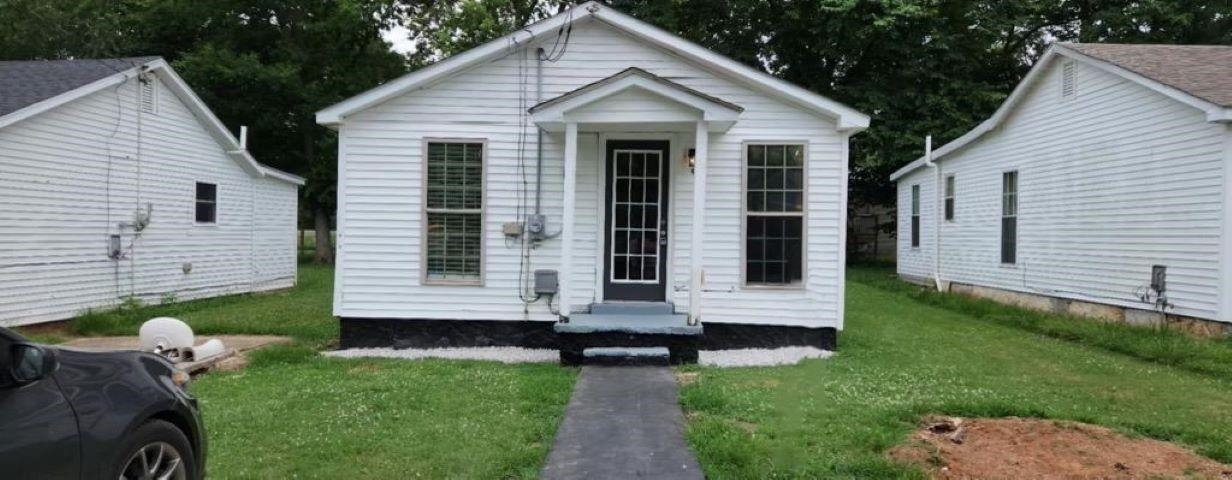 Property Photo: 4 Walker Court KY 42101