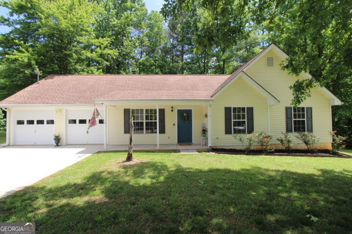Property Photo:  554 Willow Creek Drive  GA 30179 
