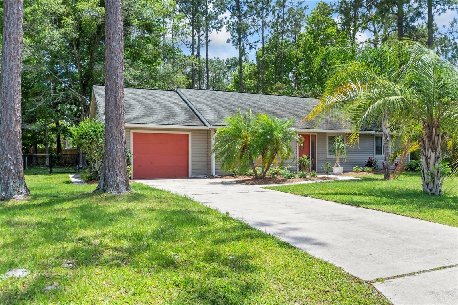 Property Photo:  9 Wilksboro Place  FL 32164 