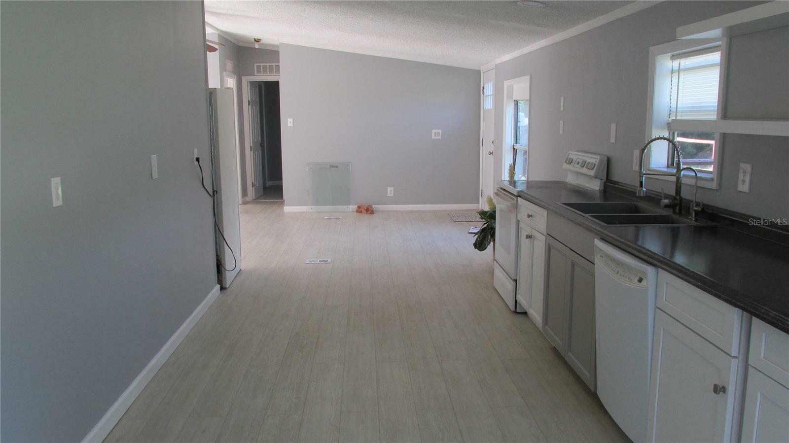 Property Photo:  2250 Elder Street  FL 32110 