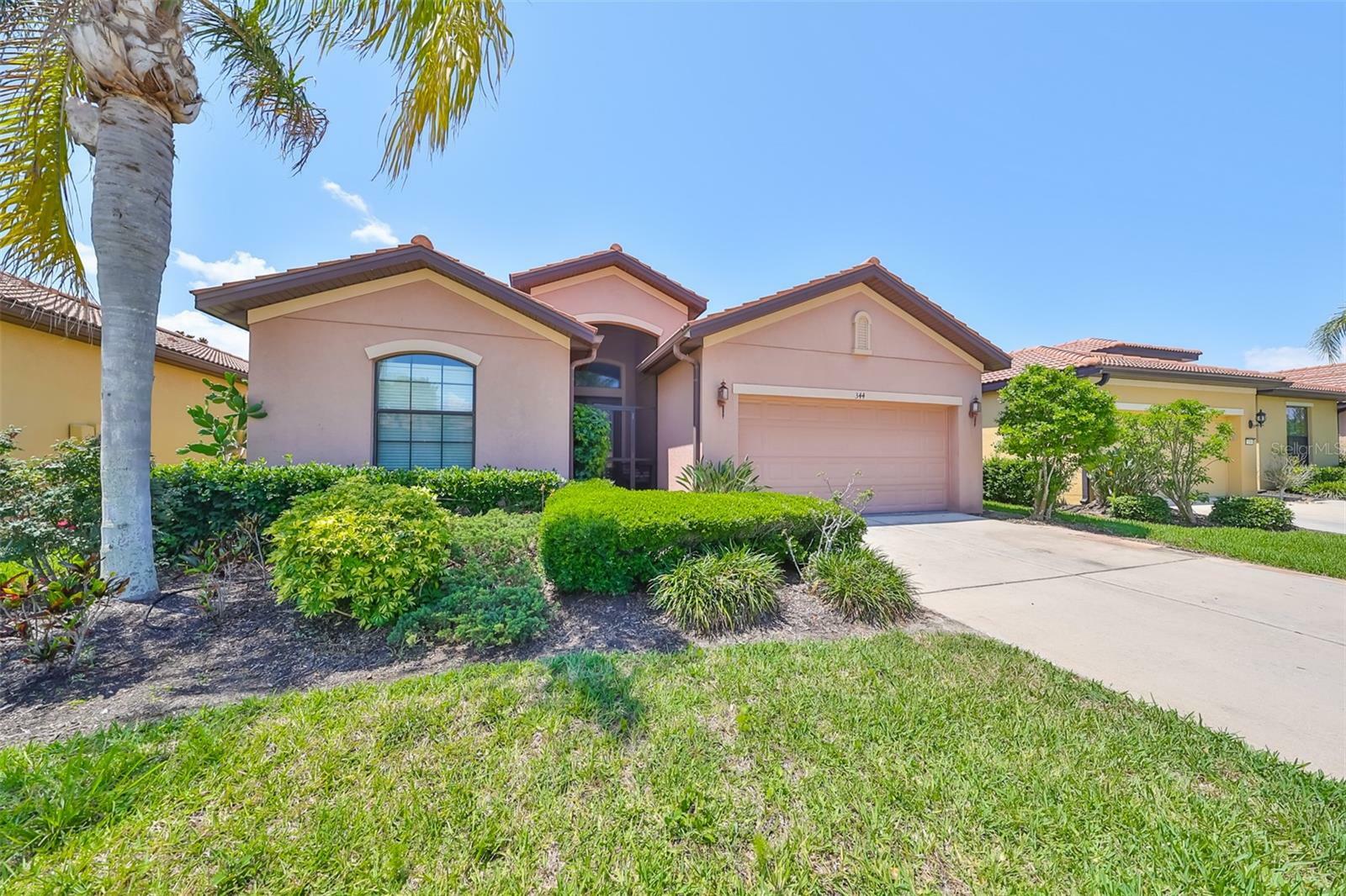 Property Photo:  344 Cedar Falls Drive  FL 33572 