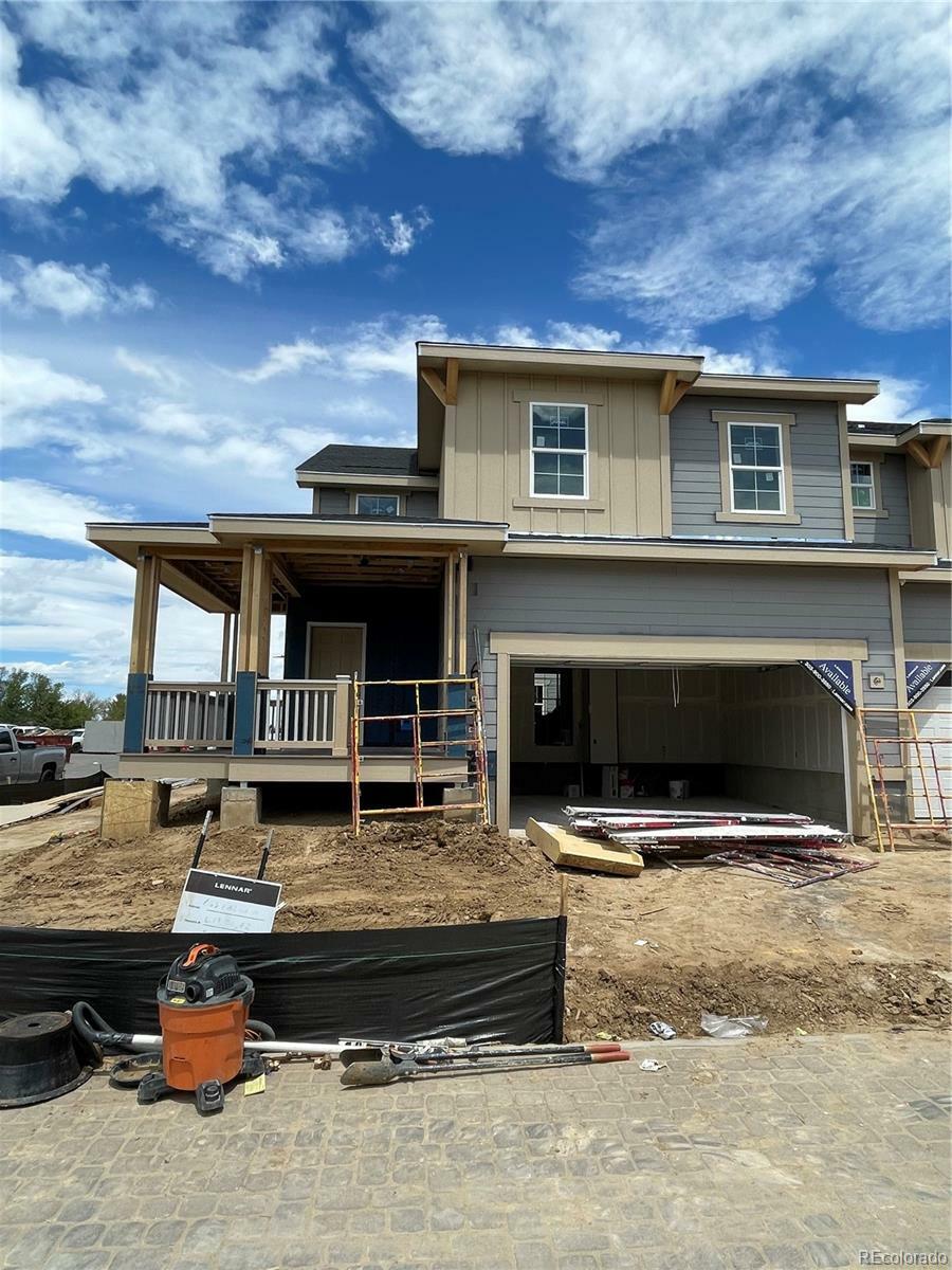 Property Photo:  653 Lillibrook Place  CO 80026 