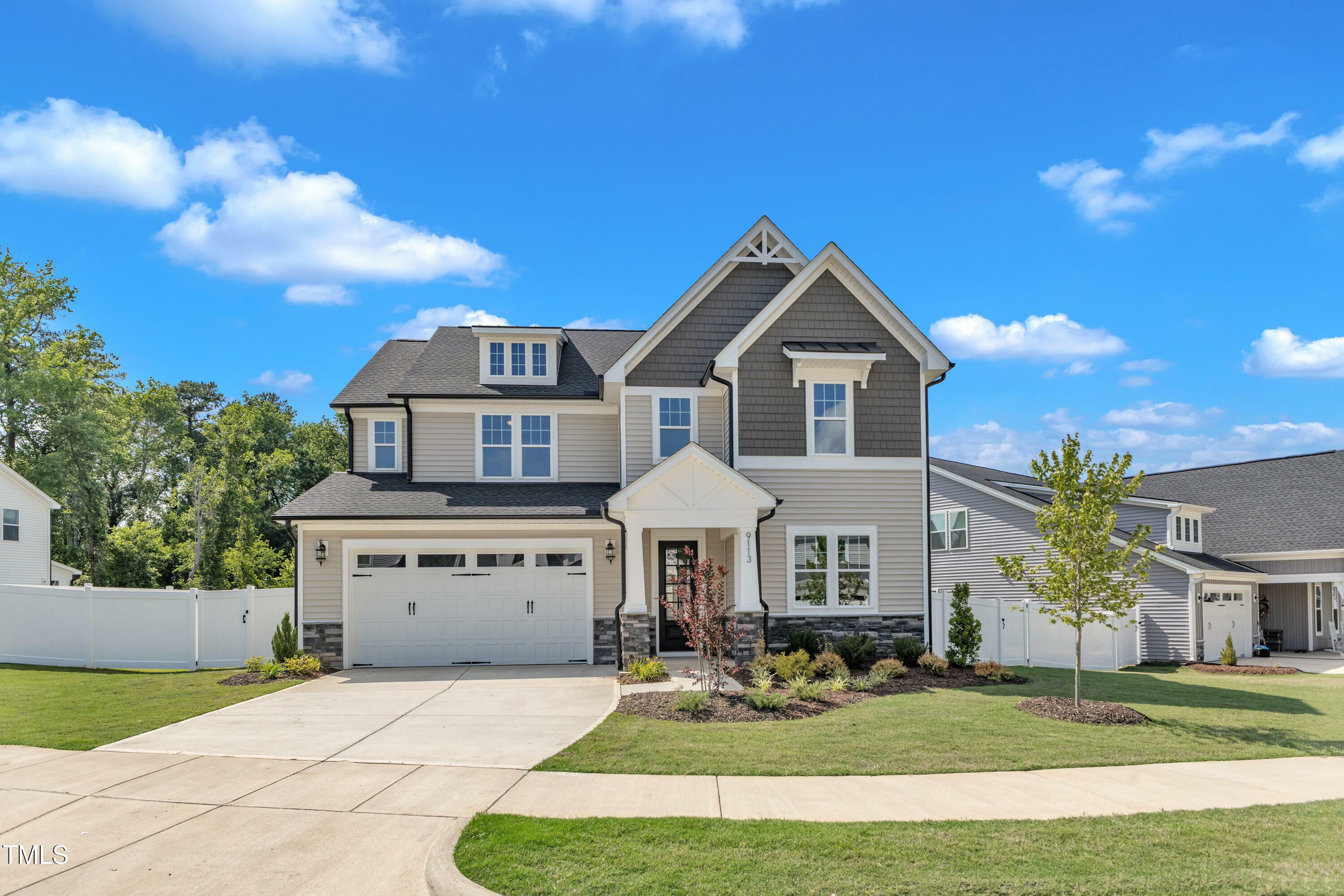 Property Photo: 9113 Dupree Meadow Drive 41 NC 27501