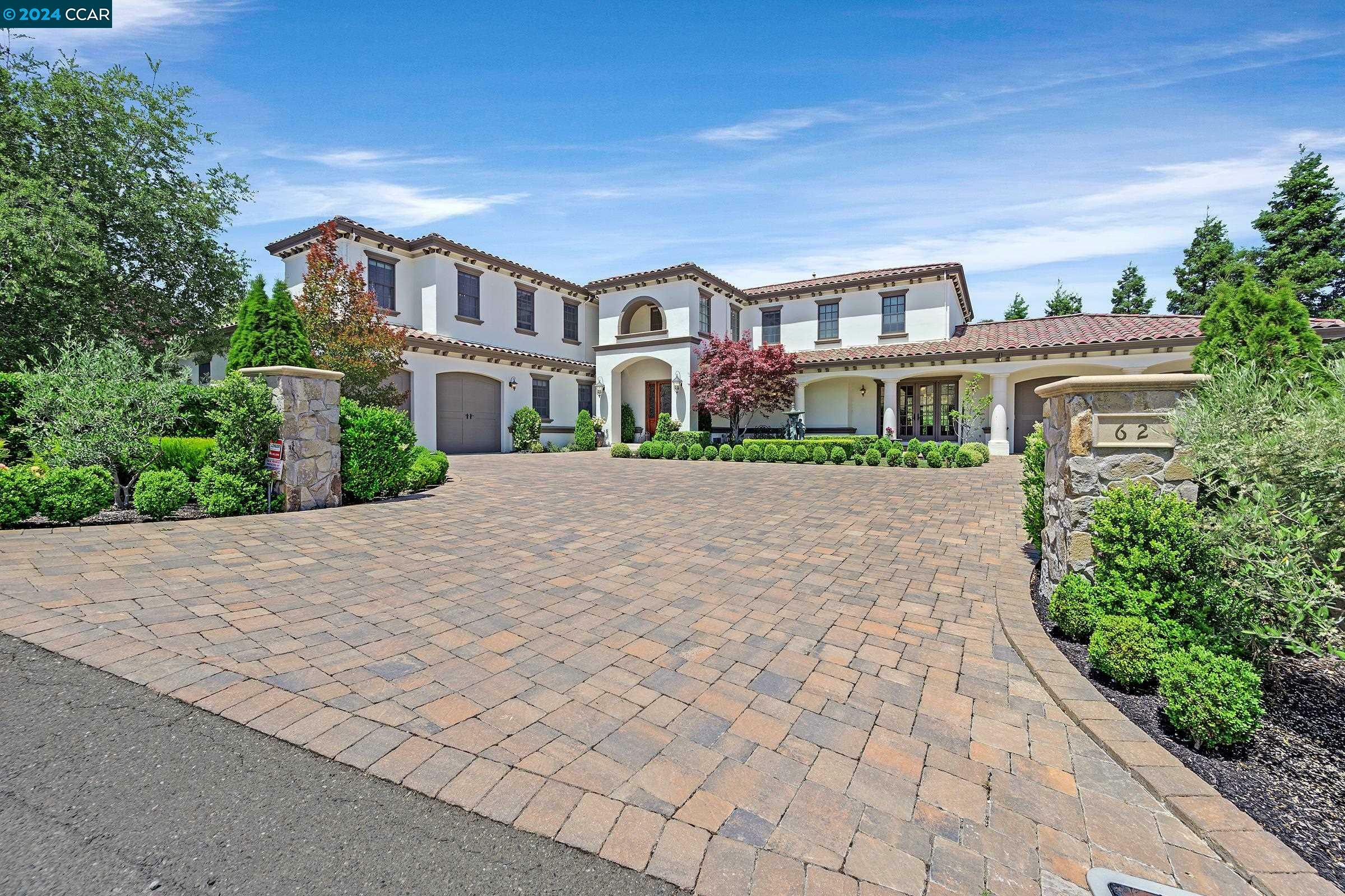 Property Photo: 62 Hidden Hills Pl CA 94506