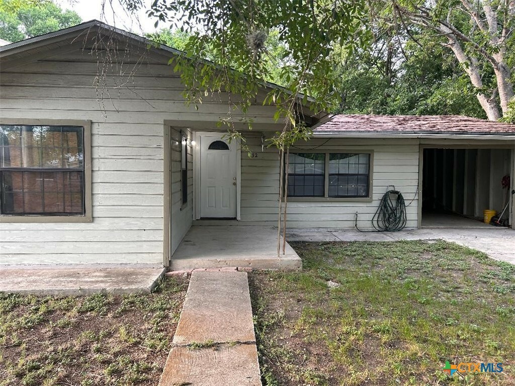 932 Anderson  Seguin TX 78155 photo