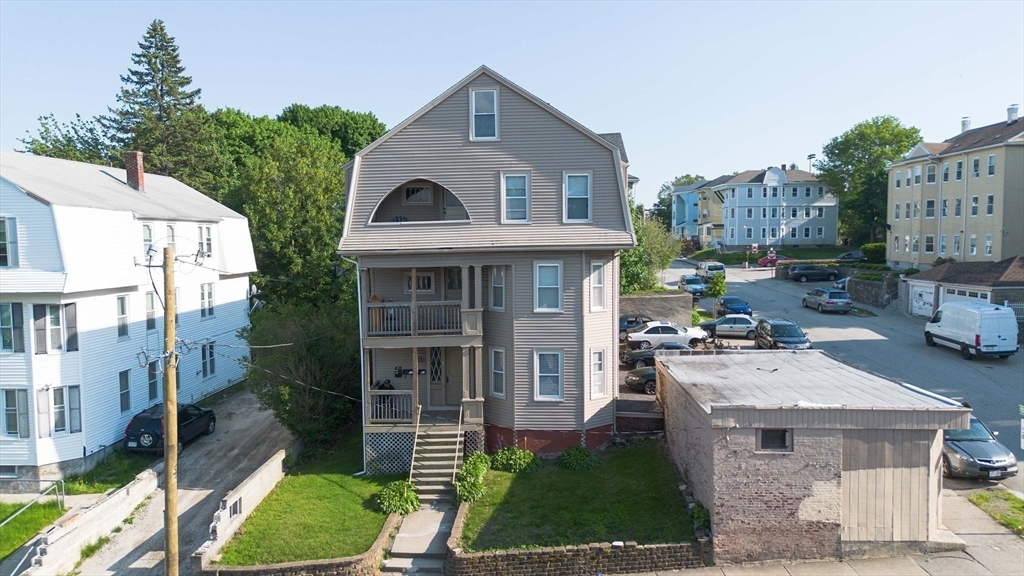 104 Dorchester St  Worcester MA 01604 photo