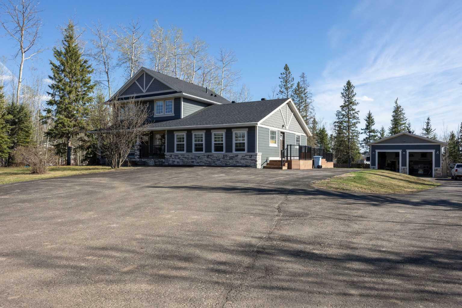 Photo de la propriété:  75 Freestone Way  AB T9H 5B4 