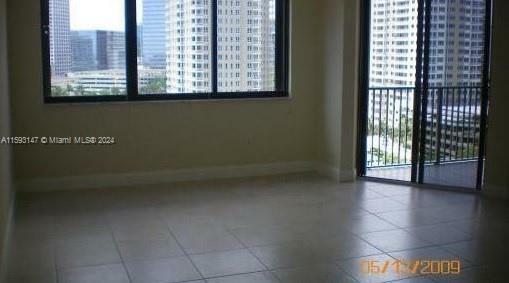 Property Photo:  540 Brickell Key Dr 1511  FL 33131 