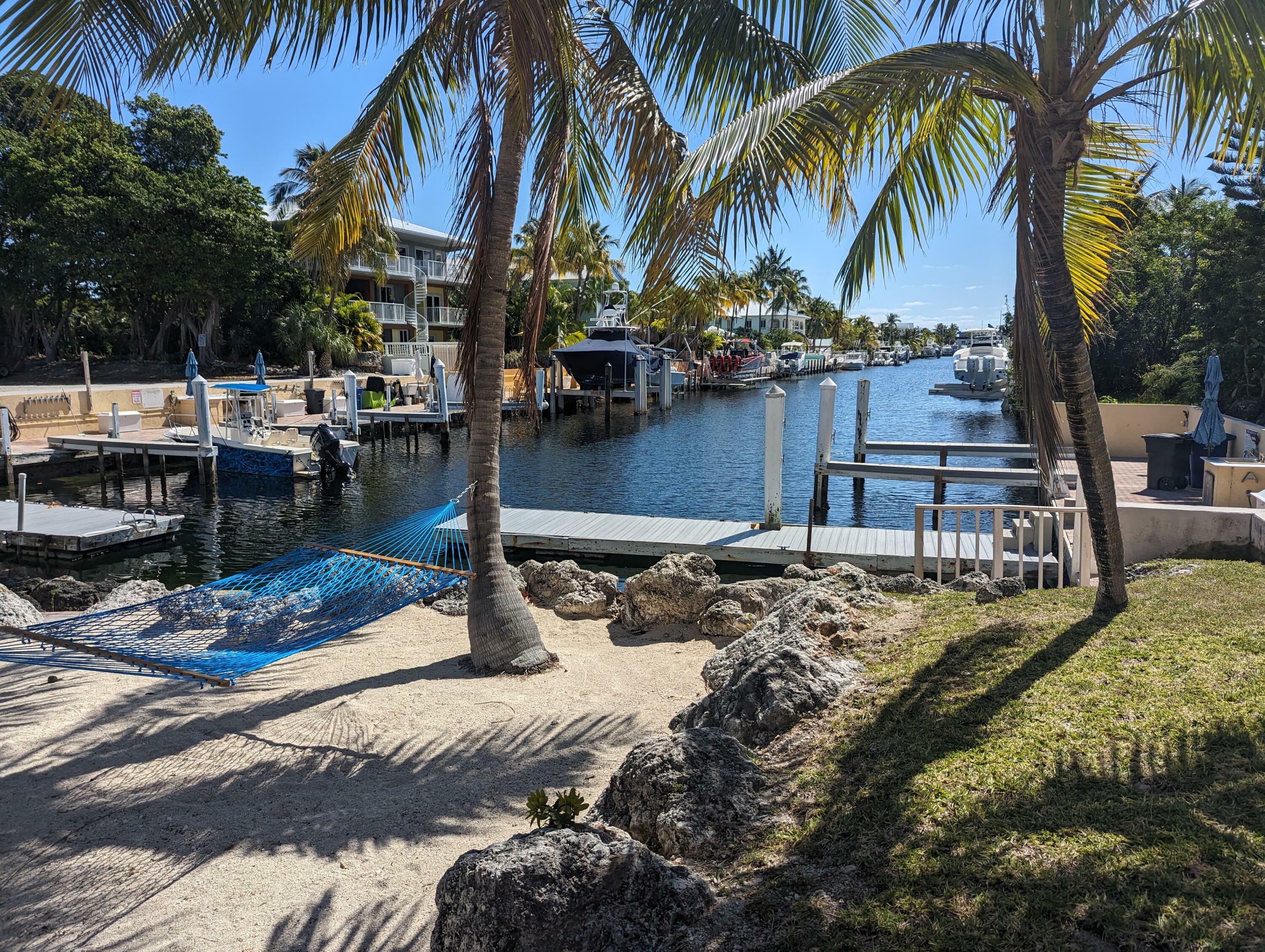 Property Photo:  417 Bahia Avenue 5A  FL 33037 