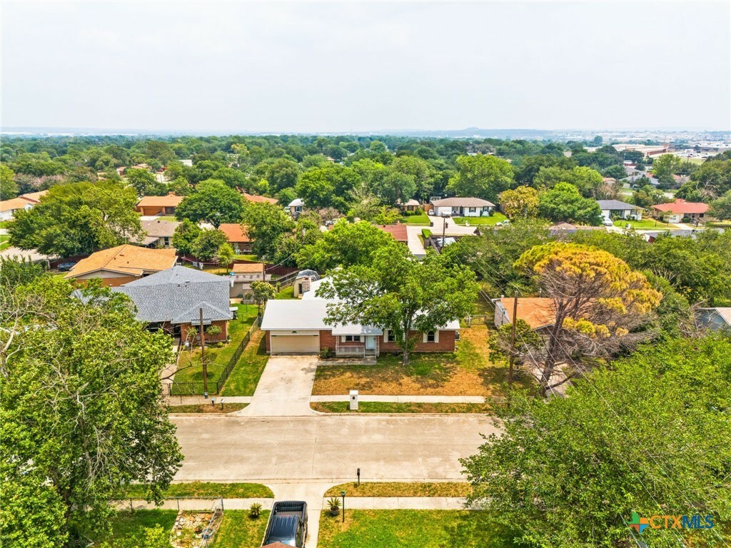 Property Photo:  1504 Bowie Court  TX 76541 